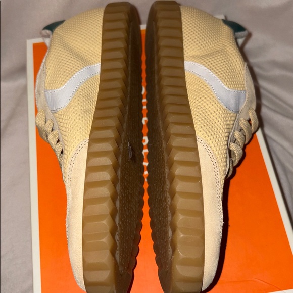 NWT VOILE BLANCHE Ines Sneaker in Ecru/Straw/Green - Picture 14 of 15